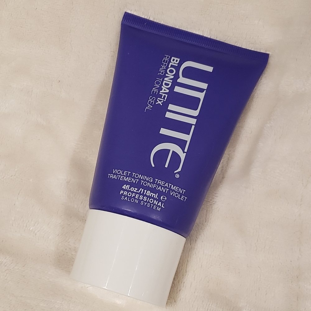 UNITE BlondaFix Violet Toning Treatment